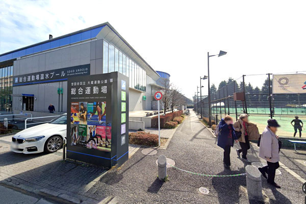 成城南フラッツ(世田谷区立総合運動場)