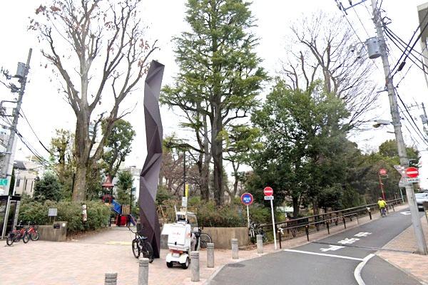 クレッセント渋谷神泉(渋谷区立鍋島松濤公園)