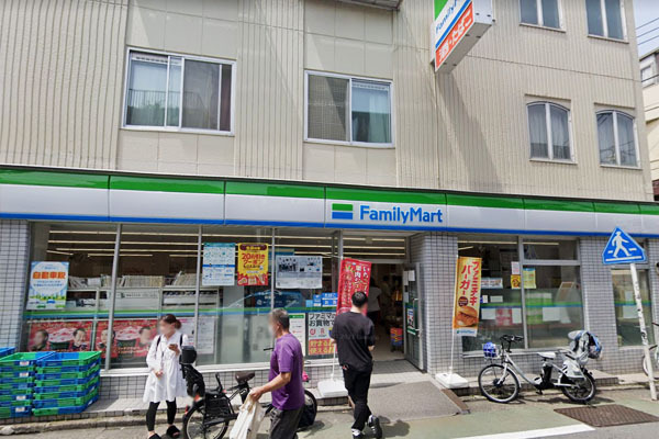 マンション池尻(ファミリーマート池尻二丁目店)