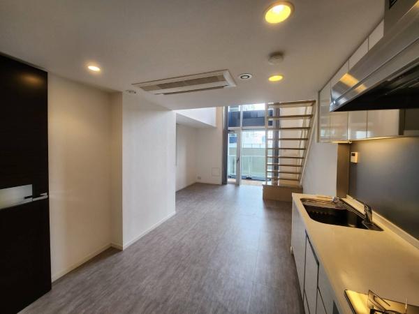 ワールドシティタワーズキャピタルタワー