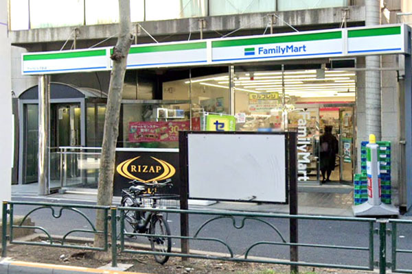 クレール六本木(ファミリーマートアークヒルズ前店)
