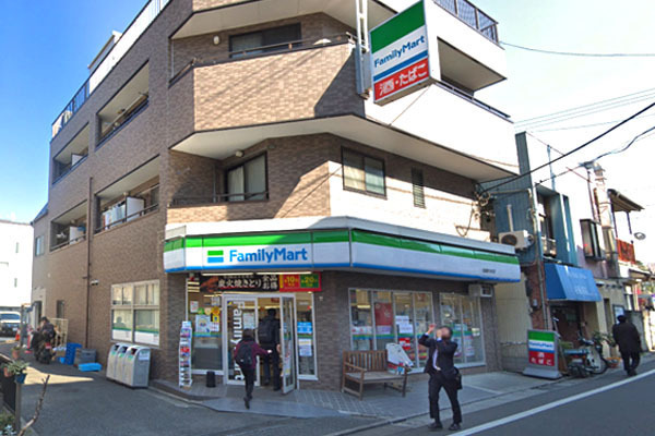 大田区田園調布本町の中古一戸建て(ファミリーマート田園調布本町店)