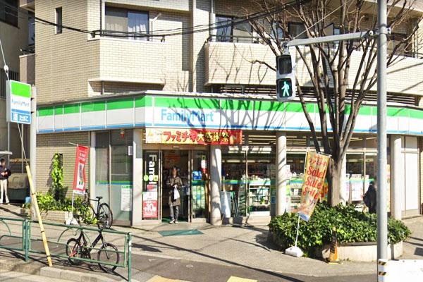 リシェ広尾(ファミリーマート恵比寿二丁目店)