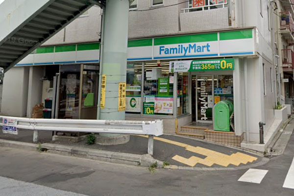 ニックハイム中目黒(ファミリーマート中目黒一丁目店)