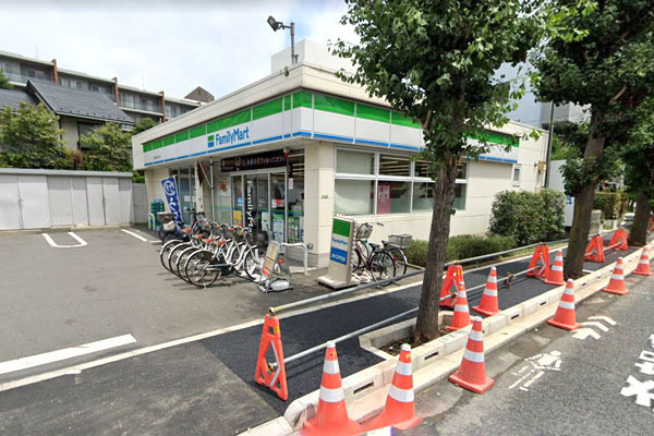 グランイーグル千歳船橋(ファミリーマート船橋希望丘通り店)