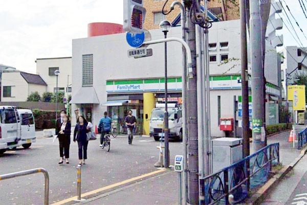 芦花公園プレスティージュ(ファミリーマート芦花公園駅北店)
