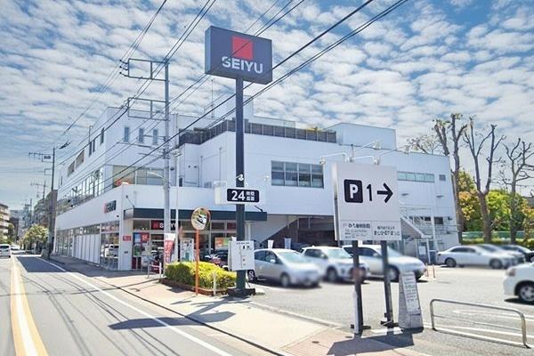世田谷区成城９丁目の中古一戸建て(西友調布入間町店)