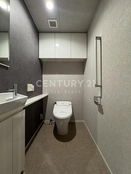 THETOKYOTOWERSSEATOWER