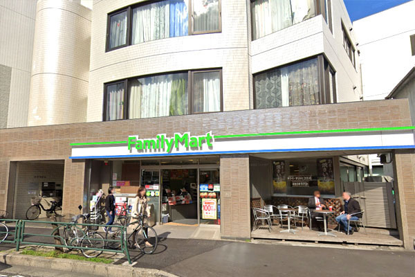 メゾン白金(ファミリーマート南麻布四丁目店)
