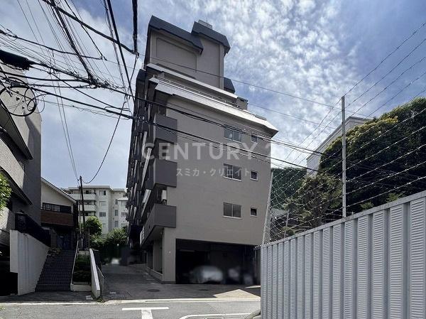 ニュー白金マンション