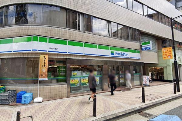 ライオンズマンション麻布十番南(ファミリーマート麻布十番店)