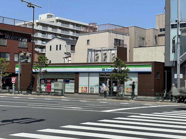 サンクタス大島(ファミリーマート大島中央銀座店)
