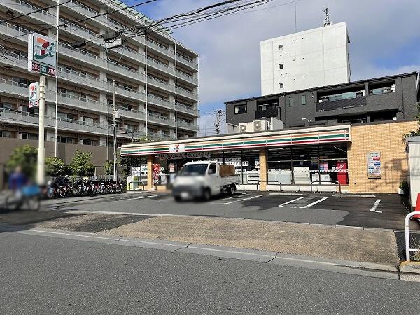 クレヴィア住吉(セブンイレブン江東三好4丁目店)