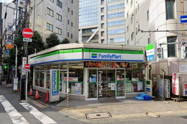 蒲田ローヤルコーポ(ファミリーマート蒲田駅東店)