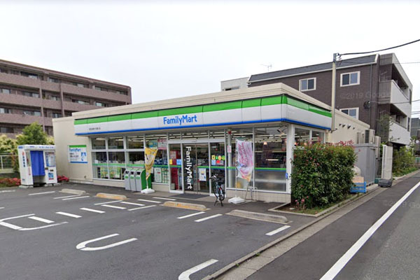 シャンボール尾山台(ファミリーマート世田谷等々力通り店)
