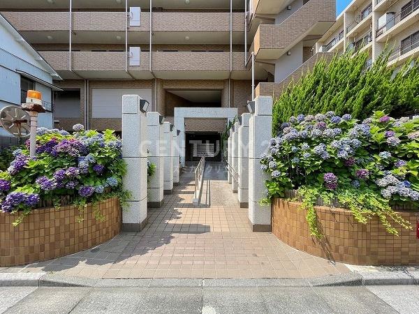 グランイーグル川崎駅前通