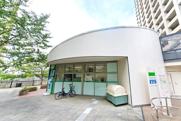 パークタワーグランスカイ(ファミリーマートさくらてらす五反田店)