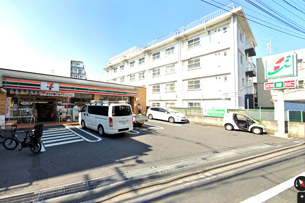 クレヴィア三軒茶屋(セブンイレブン世田谷若林4丁目店)