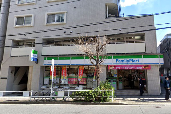 ユニーブル江戸川橋(ファミリーマート新宿天神町店)