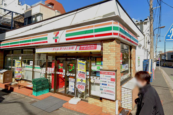 ユニーブル江戸川橋(セブンイレブン新宿神楽坂駅西店)