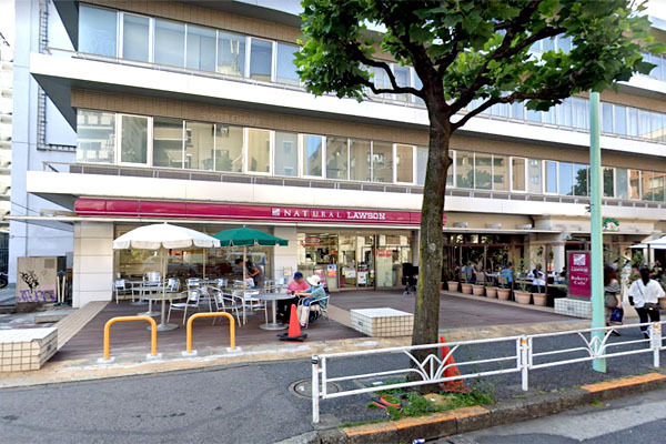 オープンレジデンシア代官山ザ・ハウス(ナチュラルローソン渋谷代官山店)