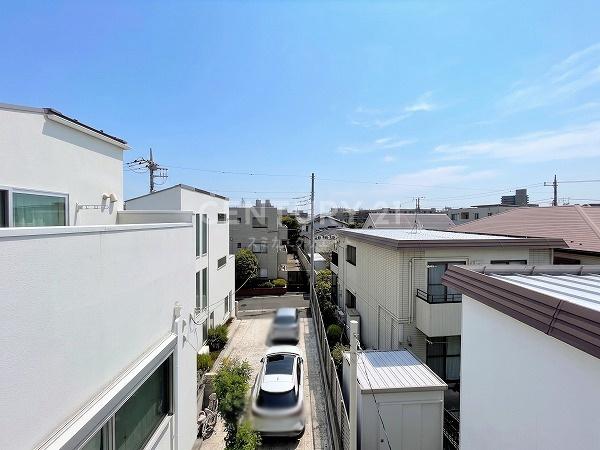 世田谷区下馬６丁目の中古一戸建て