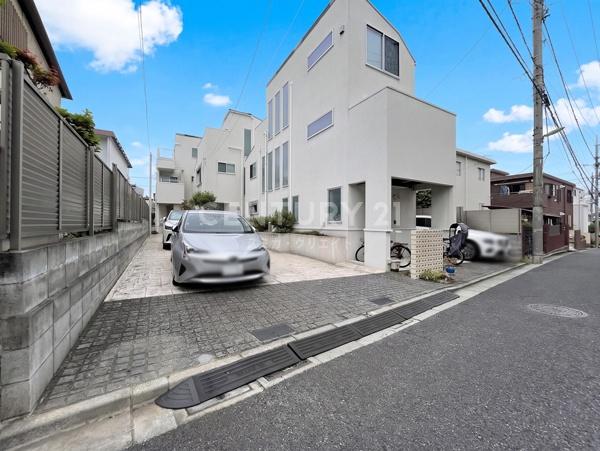 世田谷区下馬６丁目の中古一戸建て