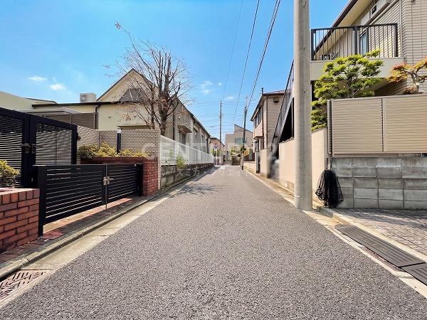 世田谷区下馬６丁目の中古一戸建て