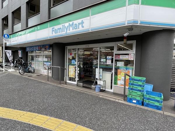 ボヌール高井戸(ファミリーマート高井戸西一丁目店)