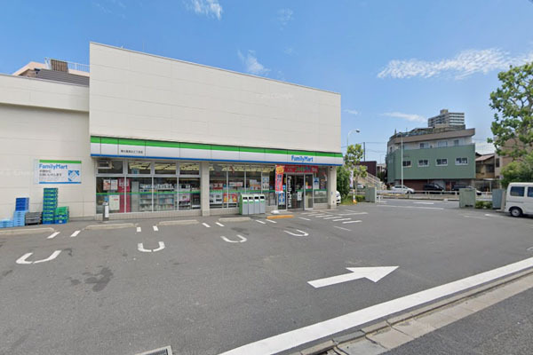オアシスマンション・プレジデント山王(ファミリーマート環七南馬込三丁目店)