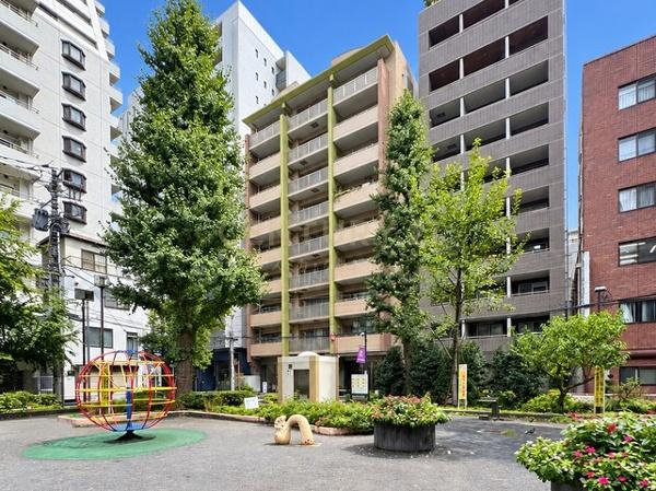 パレステュディオ新宿御苑