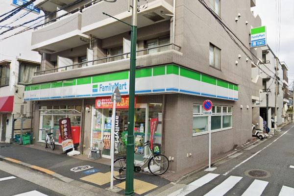 テラスグリーンヒル(ファミリーマート西大井四丁目店)