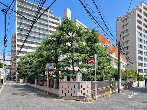 初台マンション