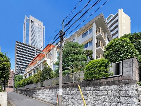 初台マンション