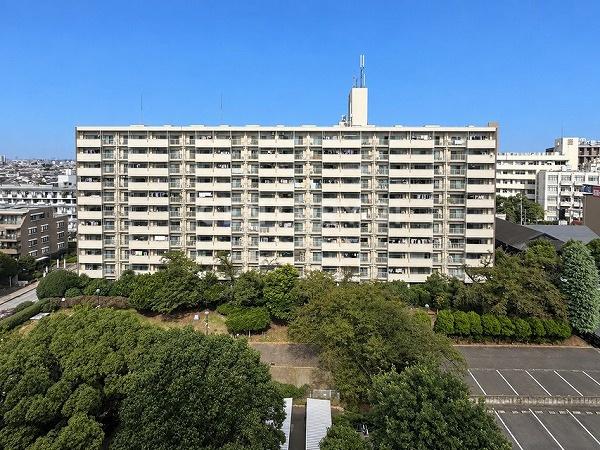 馬事公苑前ハイム2号棟