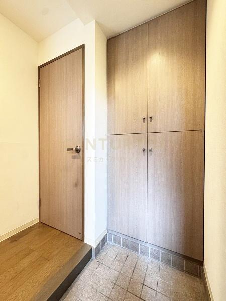 目黒区中目黒４丁目の中古一戸建て