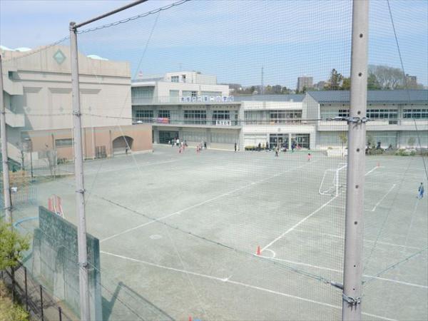 青梅市長淵4丁目の土地(第二小学校)