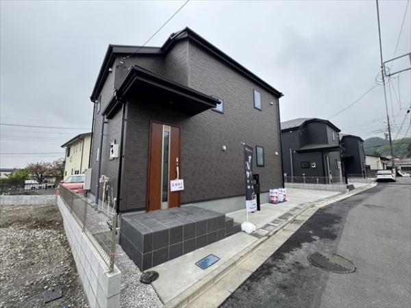 青梅長淵第３　3号棟