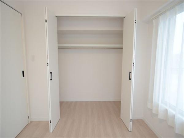 サンハイツ河辺パート2(収納)