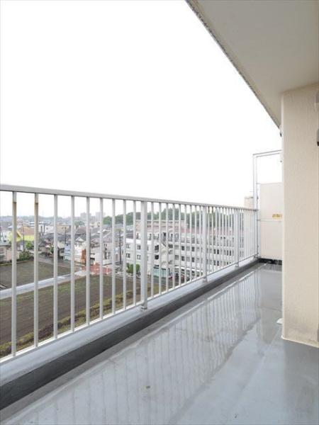 サンハイツ河辺パート2(バルコニー)