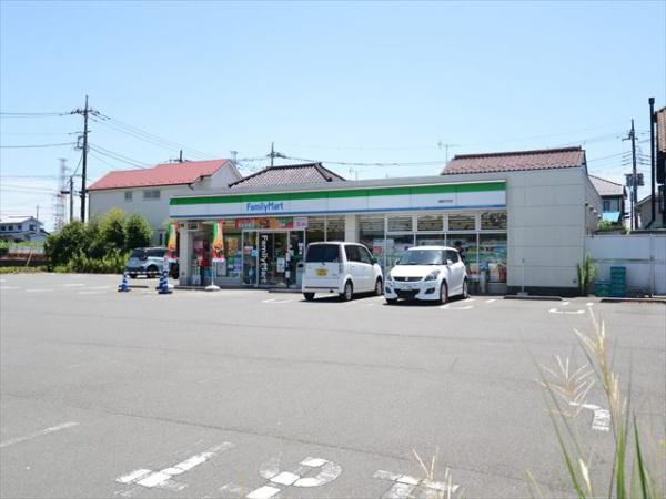 青梅今井第39　8号棟(ファミリーマート)