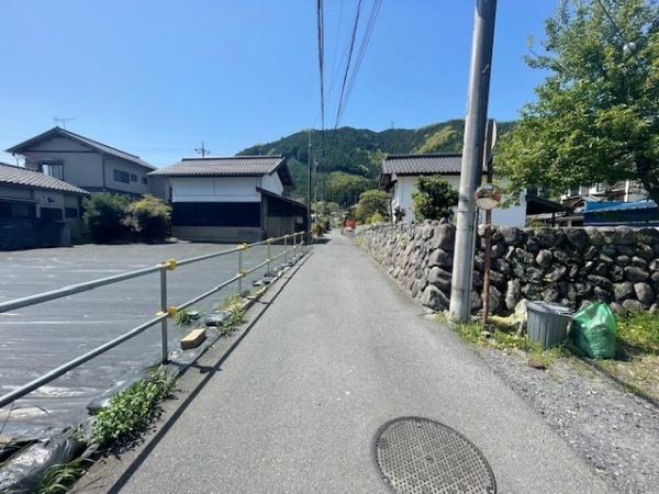 青梅市柚木町２丁目　売地