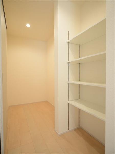 青梅長淵第4 6号棟(収納)