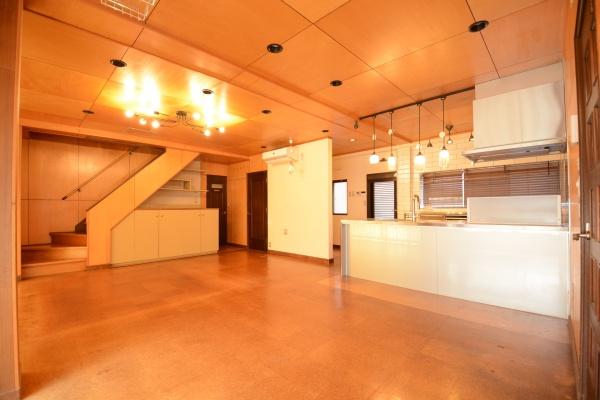 羽村市小作台2丁目　戸建