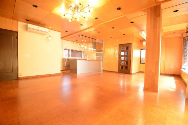 羽村市小作台2丁目　戸建