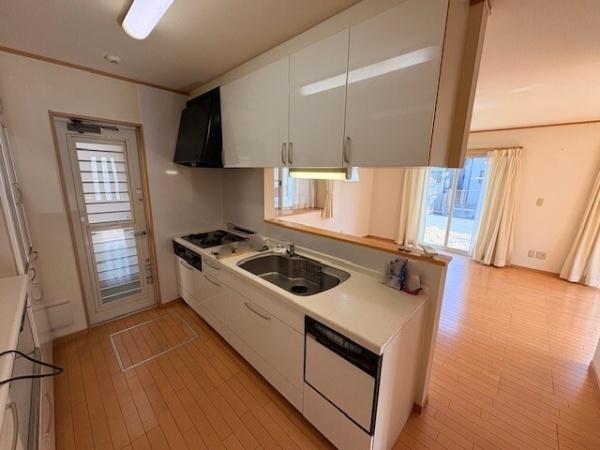 羽村市羽加美３丁目戸建
