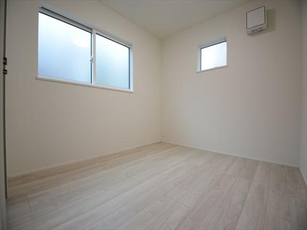 青梅市新町７丁目　全１棟