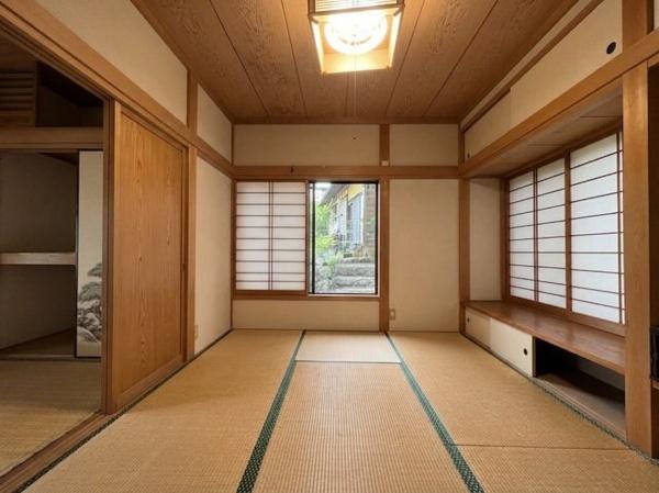 青梅市日向和田１丁目の中古一戸建て