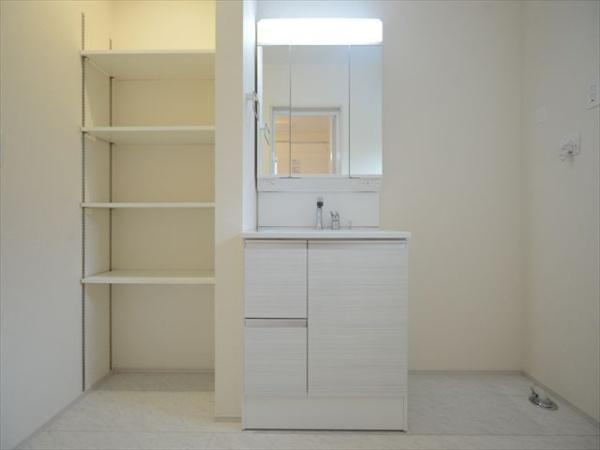 青梅新町第４１　全1棟