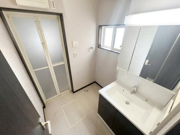 青梅市藤橋２丁目の中古一戸建て